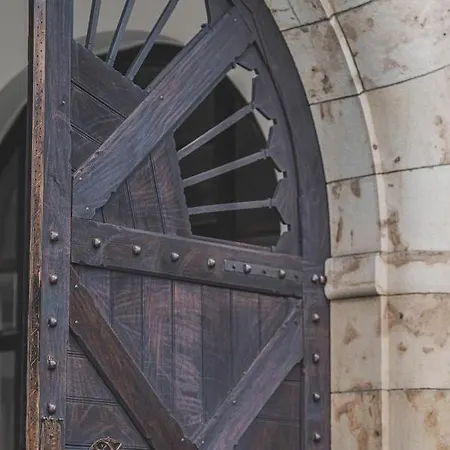 Zamecky Areal Daire