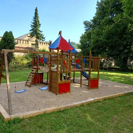 Apartamento Zámecký Areál Holovousy